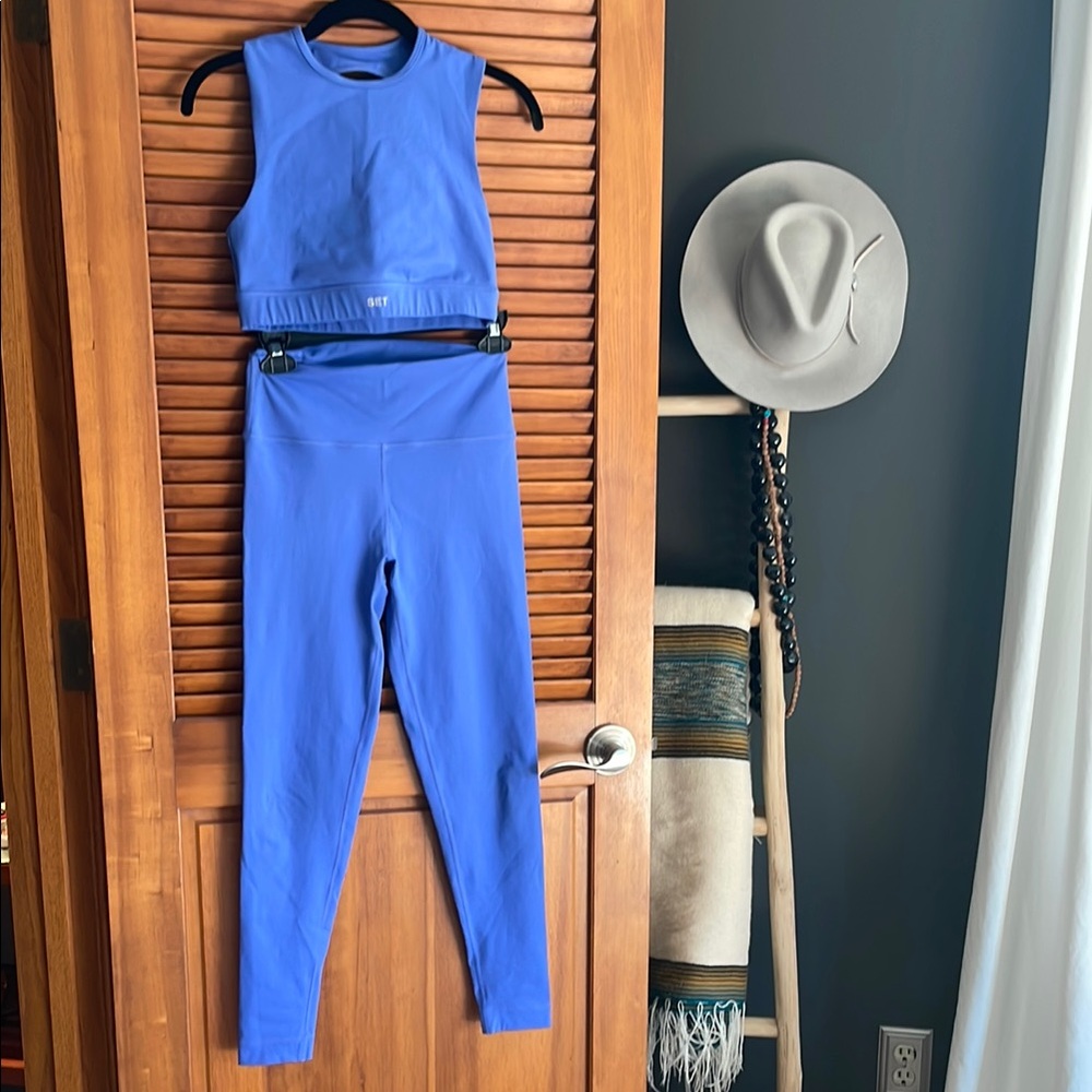 SET Active Luxform Electric Blue Keyhole Crop (M) + Leggings (S)